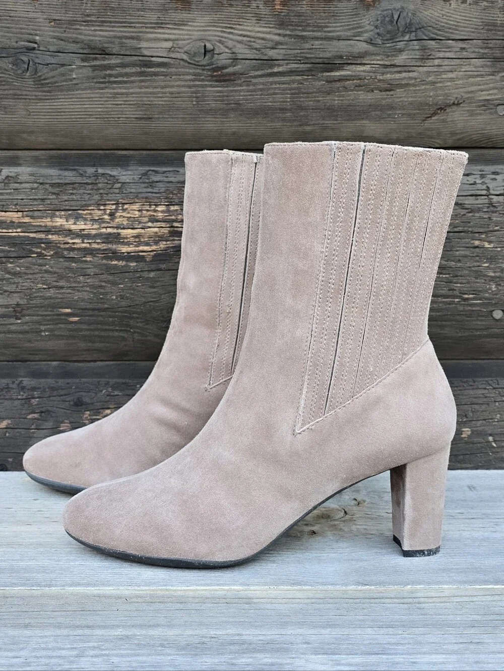 AEROSOLES heelrest new